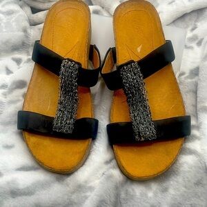 Naya Belle Embellished Black Leather Sandals, size 8